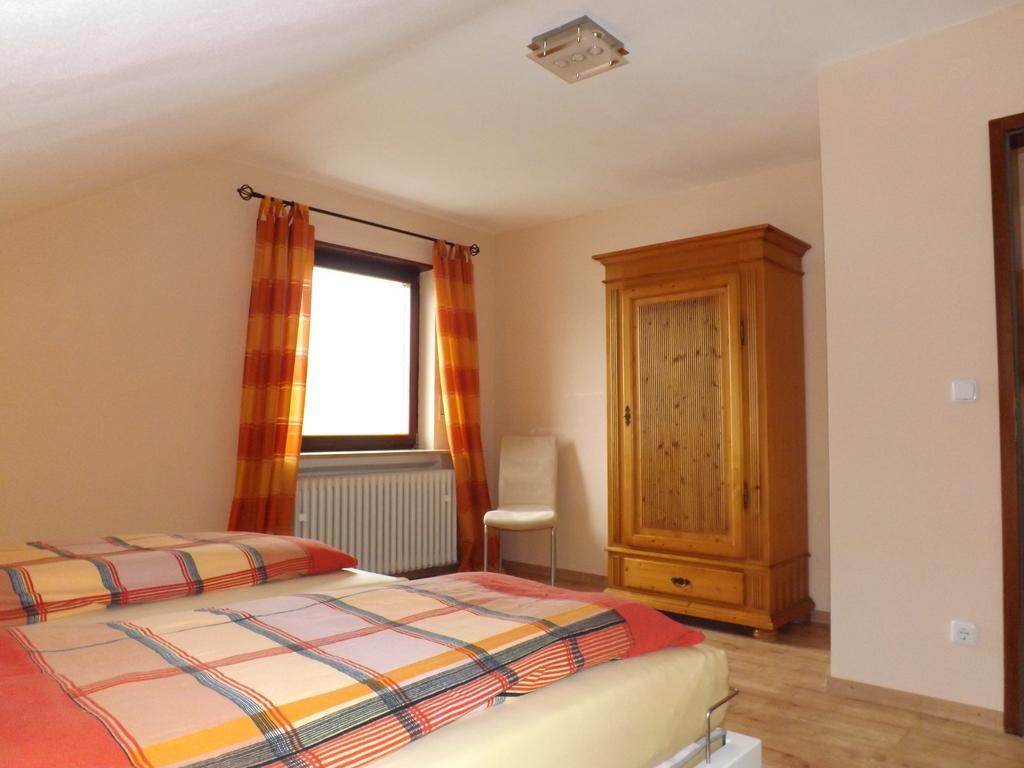 Апартаменты Feriendomizil Am Rheinbogen Altlussheim Экстерьер фото
